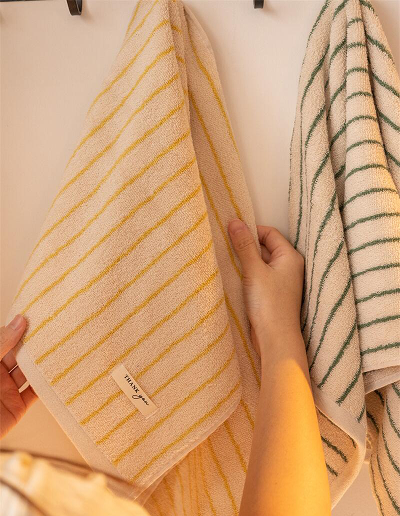 Retro Pinstripe 100% Combed Co - огляд і ціна Cloth Face Mask Washable